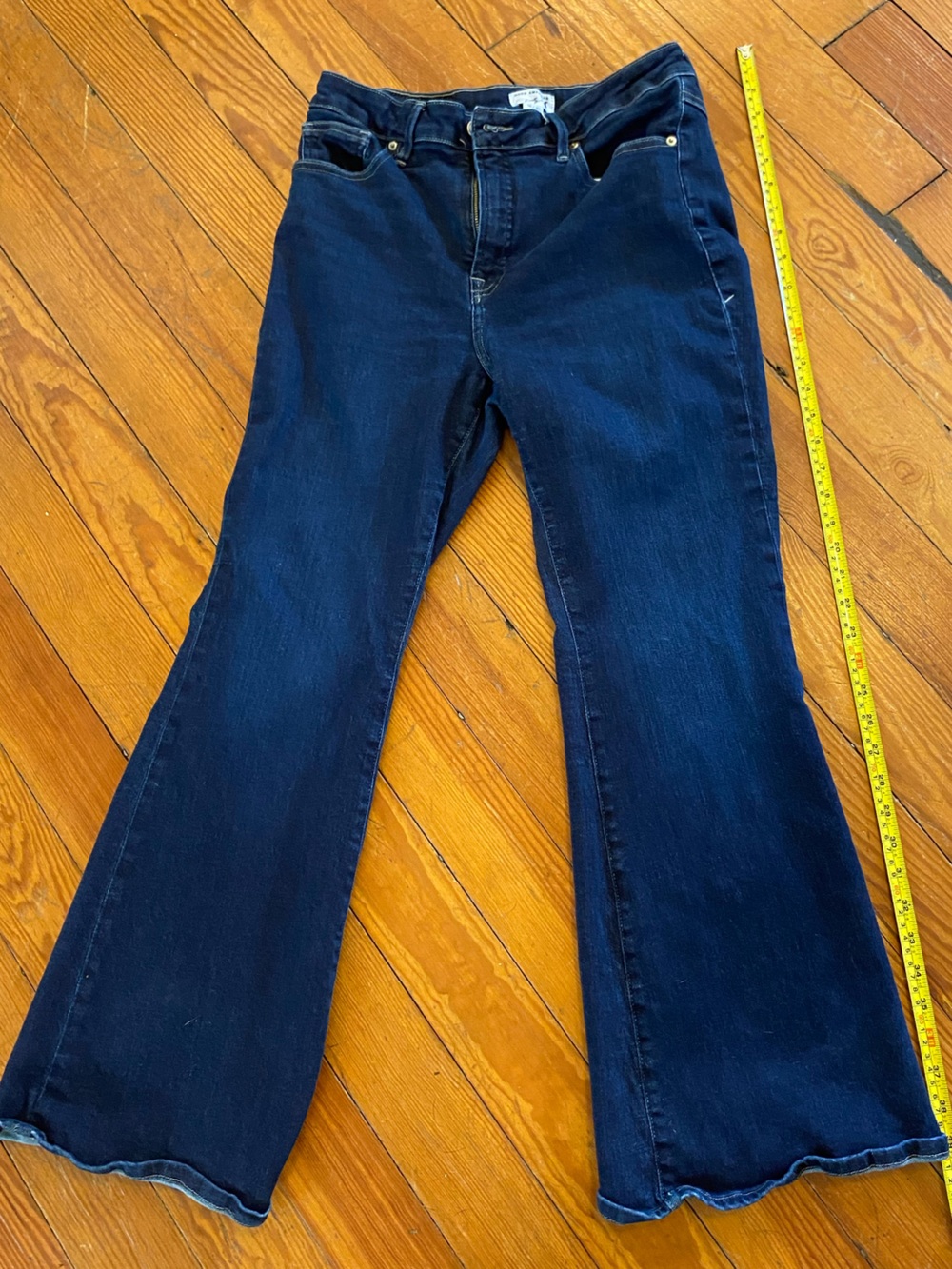 Good American x Dolly Parton Dolly Joleans Petite Flare Jeans 12/31